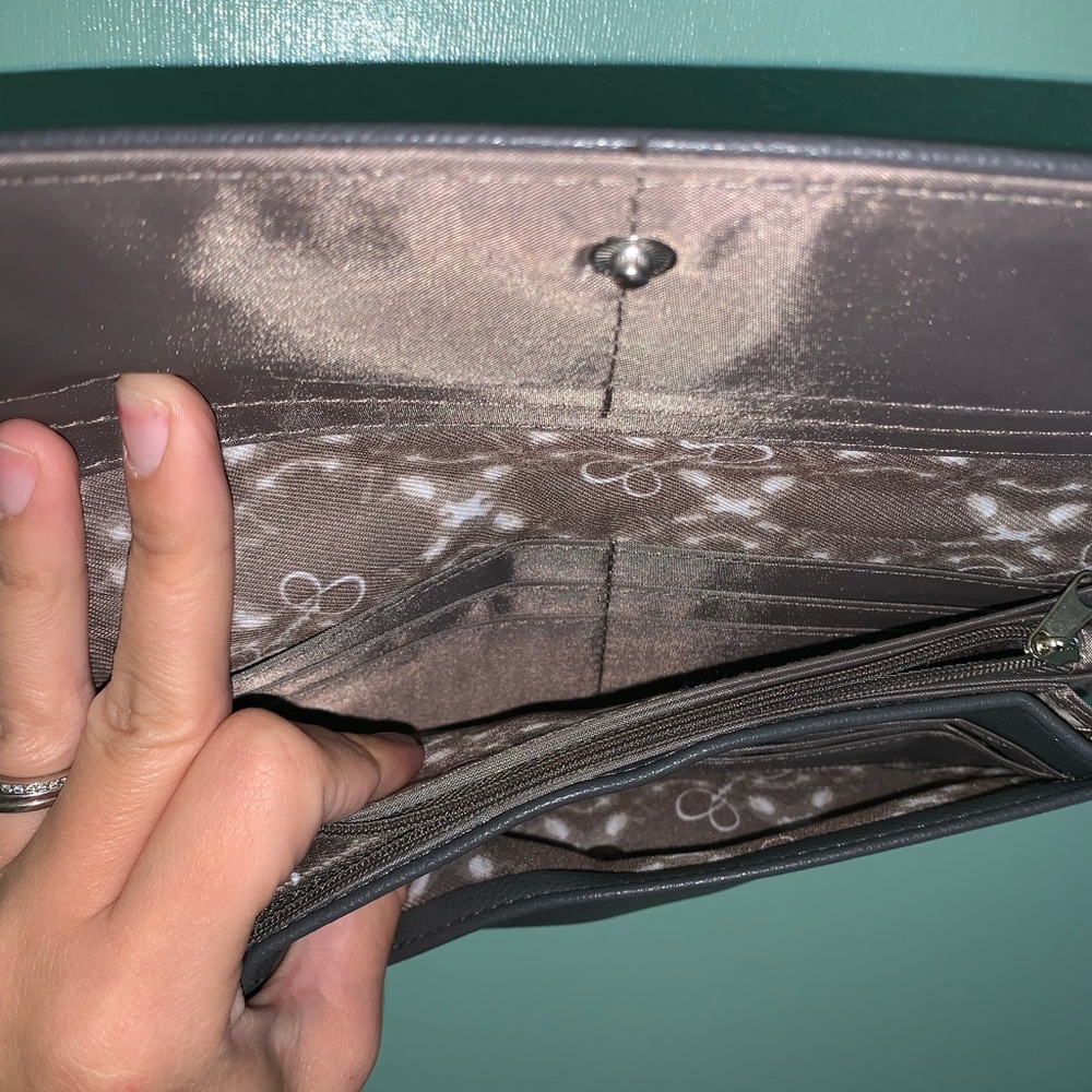 Jessica Simpson wallet - Picture 2 of 5